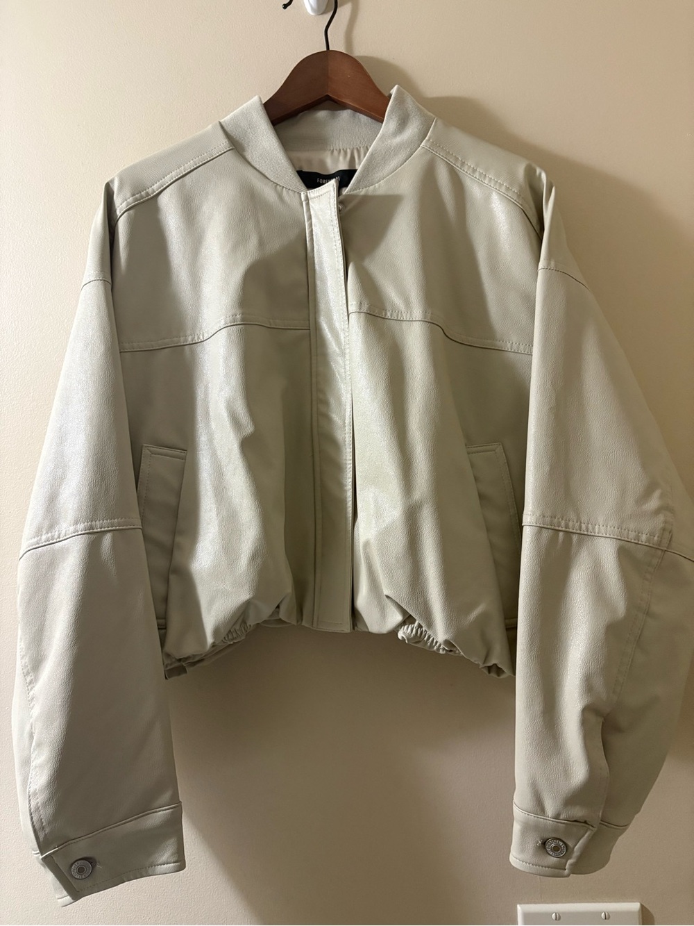 Cropped Faux Leather Bomber Jacket Women’s Size Large